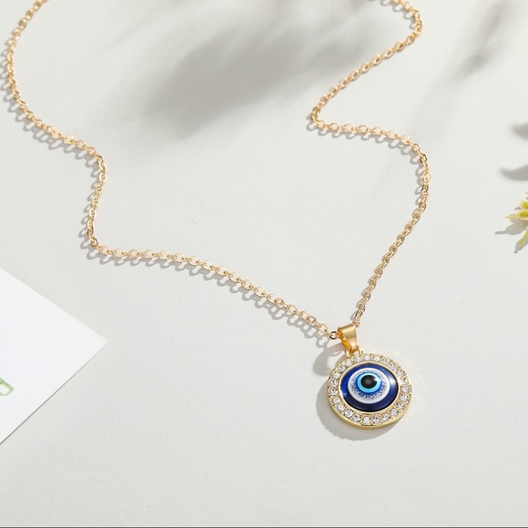 Evil Eye Necklace, Round Rainbow Blue Eye Pendant - Picture 6 of 6